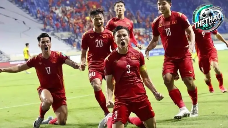 So Sánh Lương Cầu Thủ Việt Nam Với Khu Vực